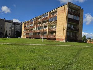 Ēkas atjaunošana, Pirmā iela 41, Ādaži